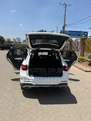 Mercedes-Benz GLC-Class 2019 White