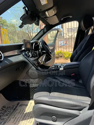 Mercedes-Benz GLC-Class 2019 White