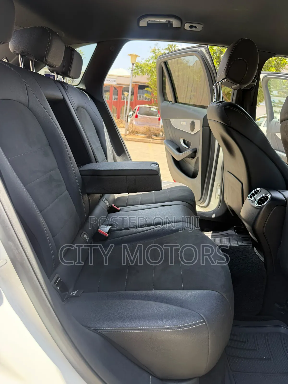 Mercedes-Benz GLC-Class 2019 White