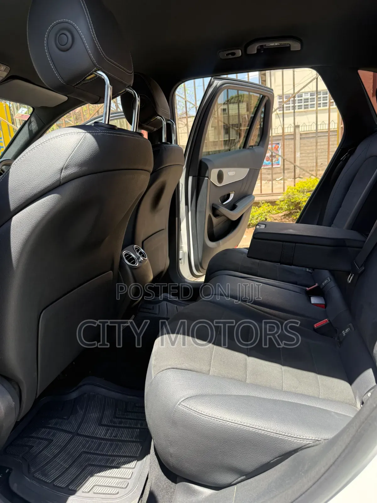 Mercedes-Benz GLC-Class 2019 White
