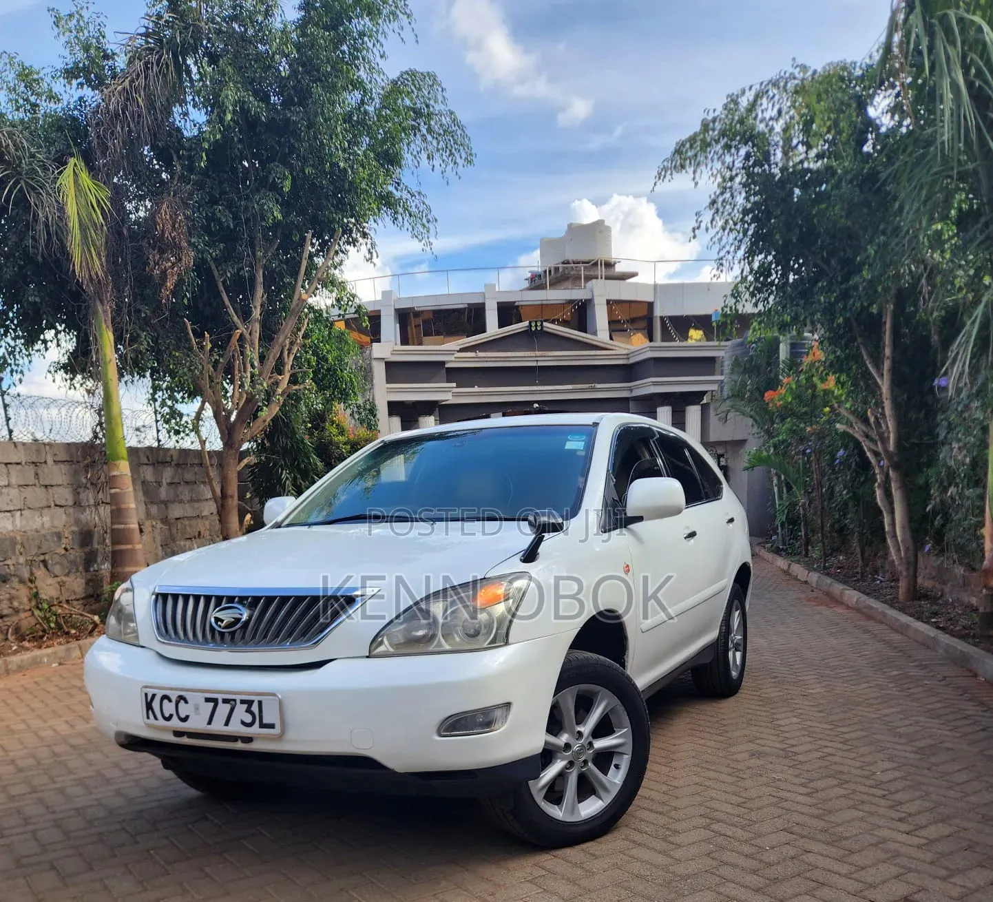 Toyota Harrier 2.4 4WD 2008 White