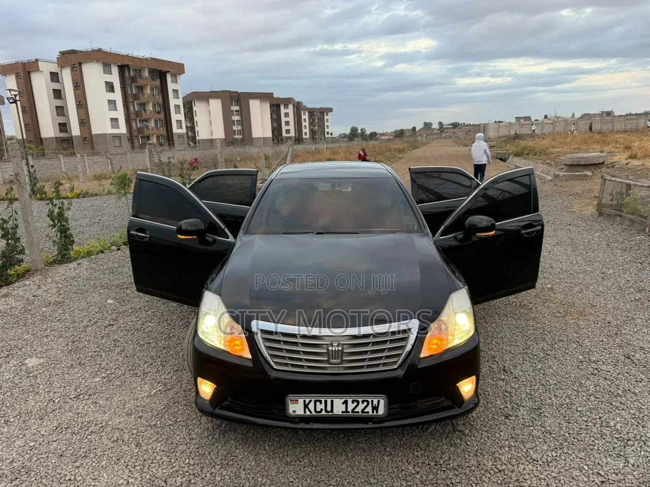 Toyota Crown 2012 Black