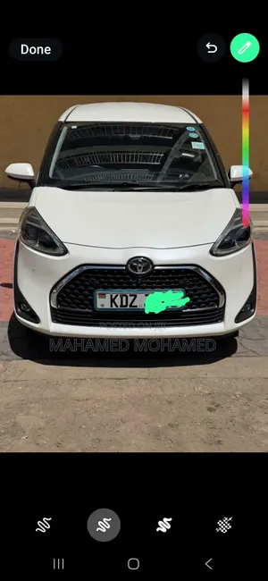 Toyota Sienta 2020 White
