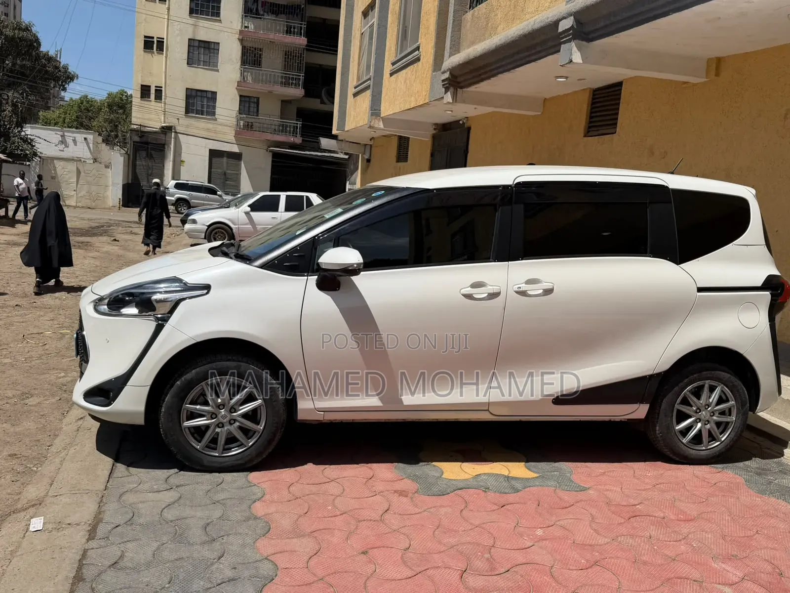 Toyota Sienta 2020 White