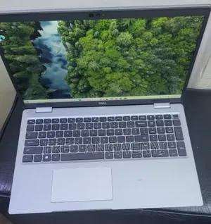 Laptop Dell Precision 5530 16GB Intel Core i7 SSD 512GB