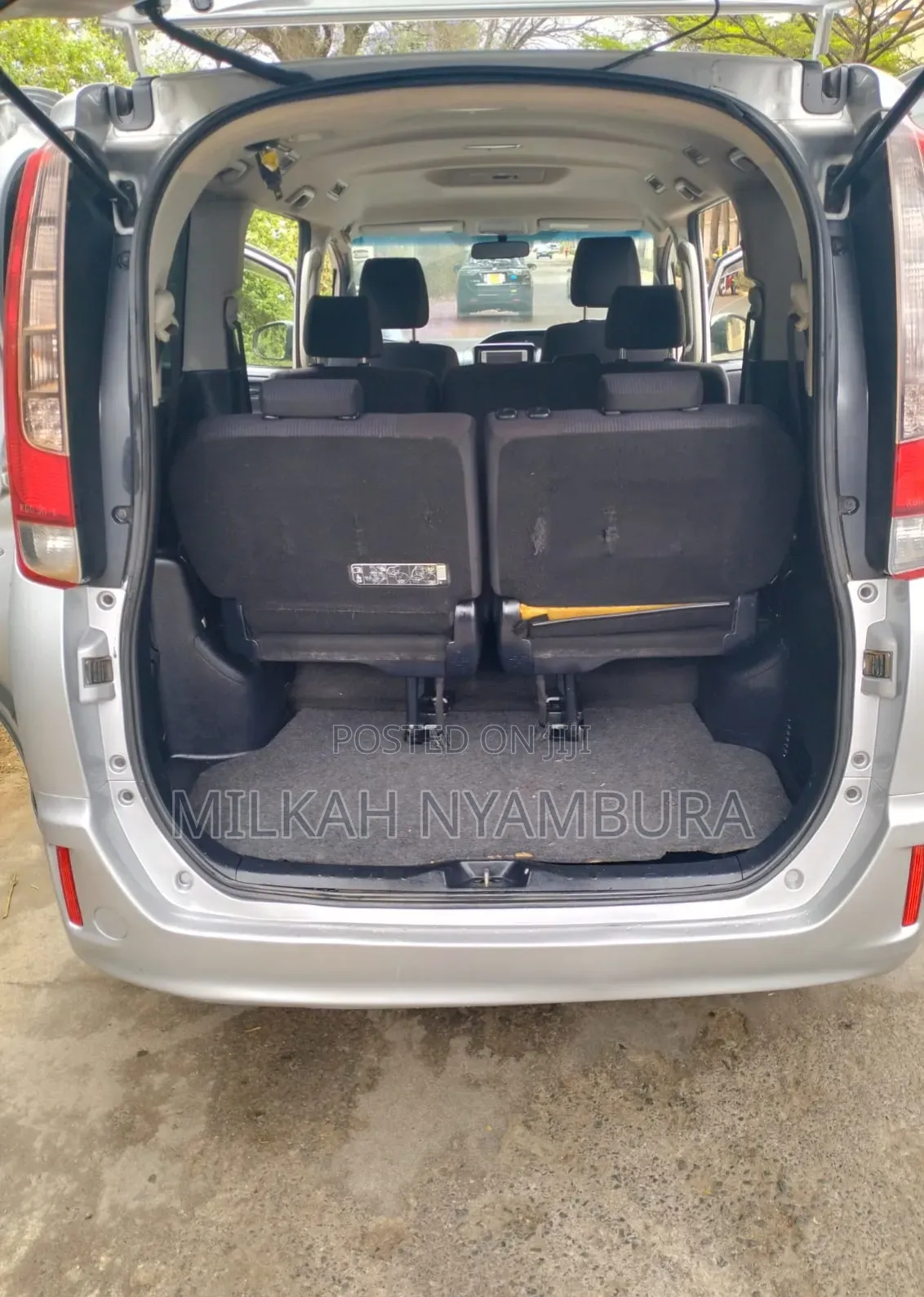 Toyota Noah 2015 Silver