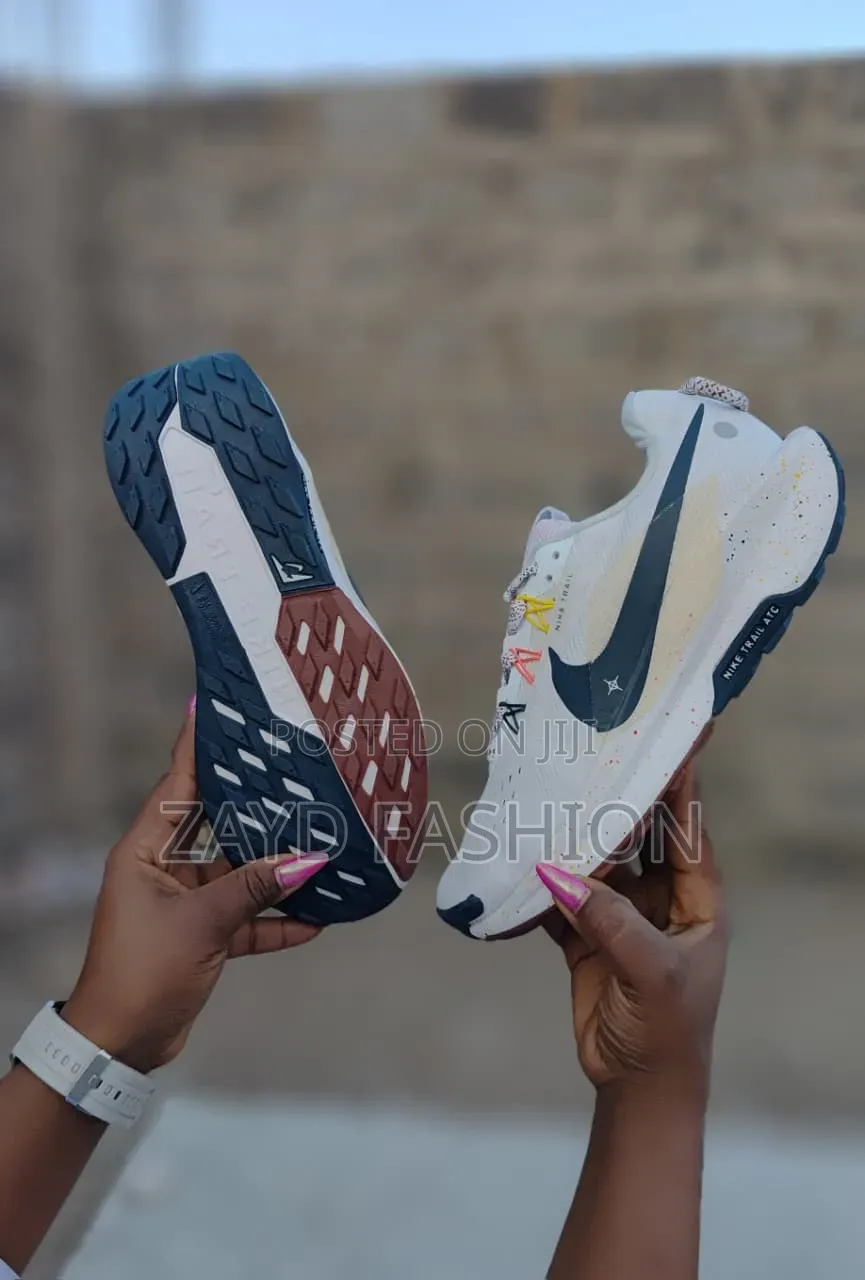 Nike Trail 5 Cream