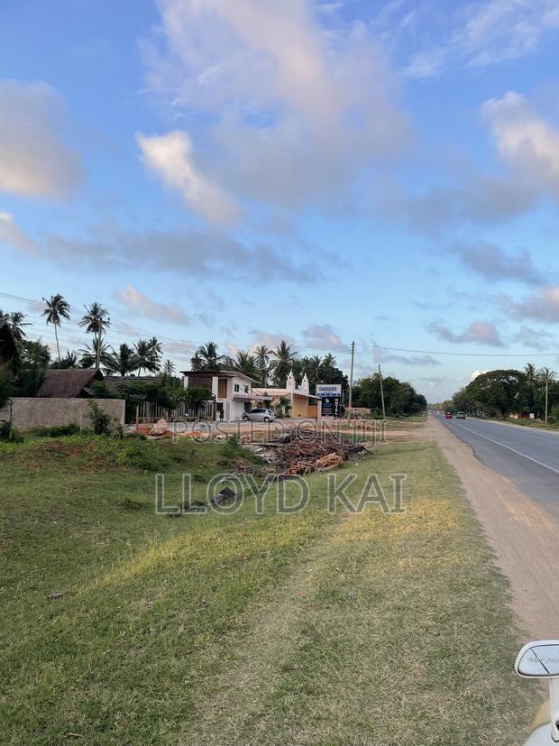 High-Yield Development Land in Tezo | Direct Highway Frontage - thumbnail 8