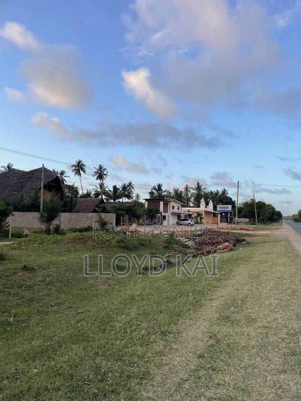 High-Yield Development Land in Tezo | Direct Highway Frontage - thumbnail 7
