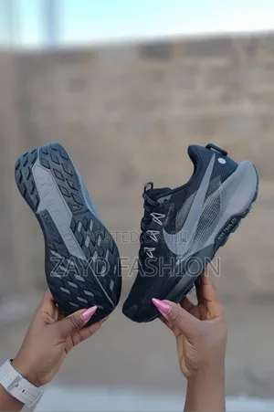 Nike Trail 5 Black/Grey