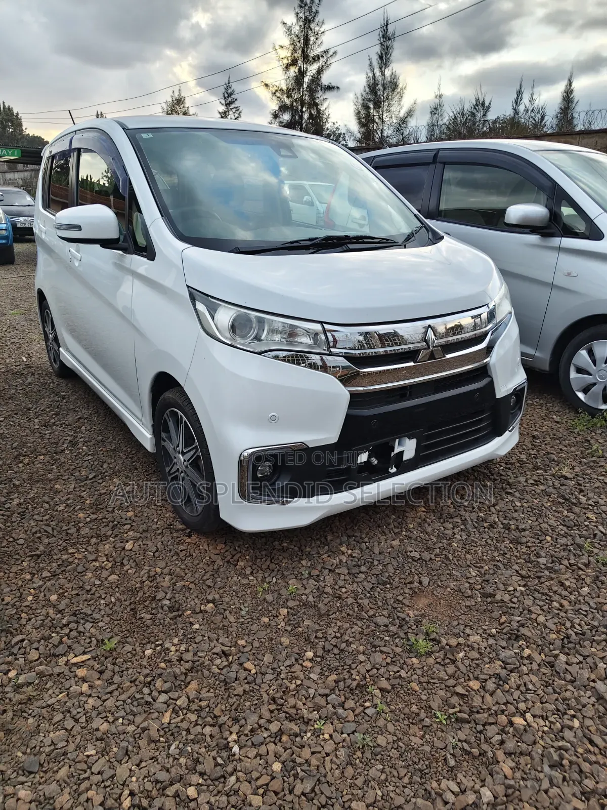 Mitsubishi EK Wagon 2019 White