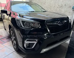 Subaru Forester Premium AWD 2019 Black