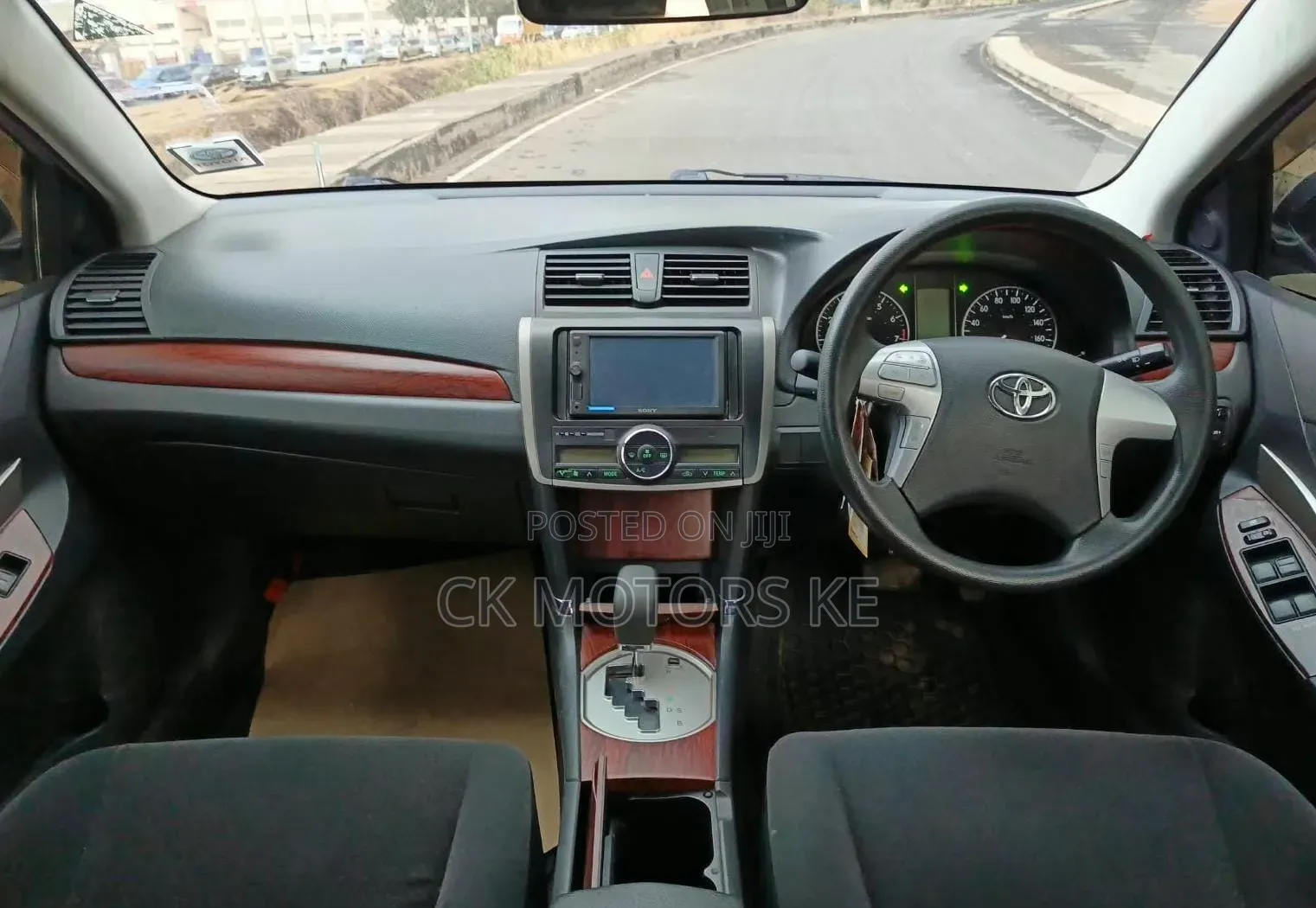 Toyota Allion 2010 Silver