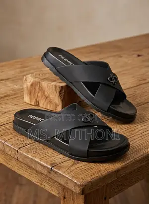 PEDRO Icon Criss-Cross Strap Comfort Sandals in Black Size 40-46