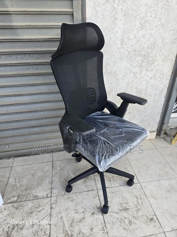 Big Headrest Office Chairs - thumbnail 2