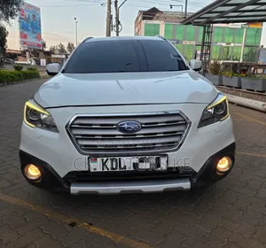 Subaru Outback 2.5i AWD 2016 White