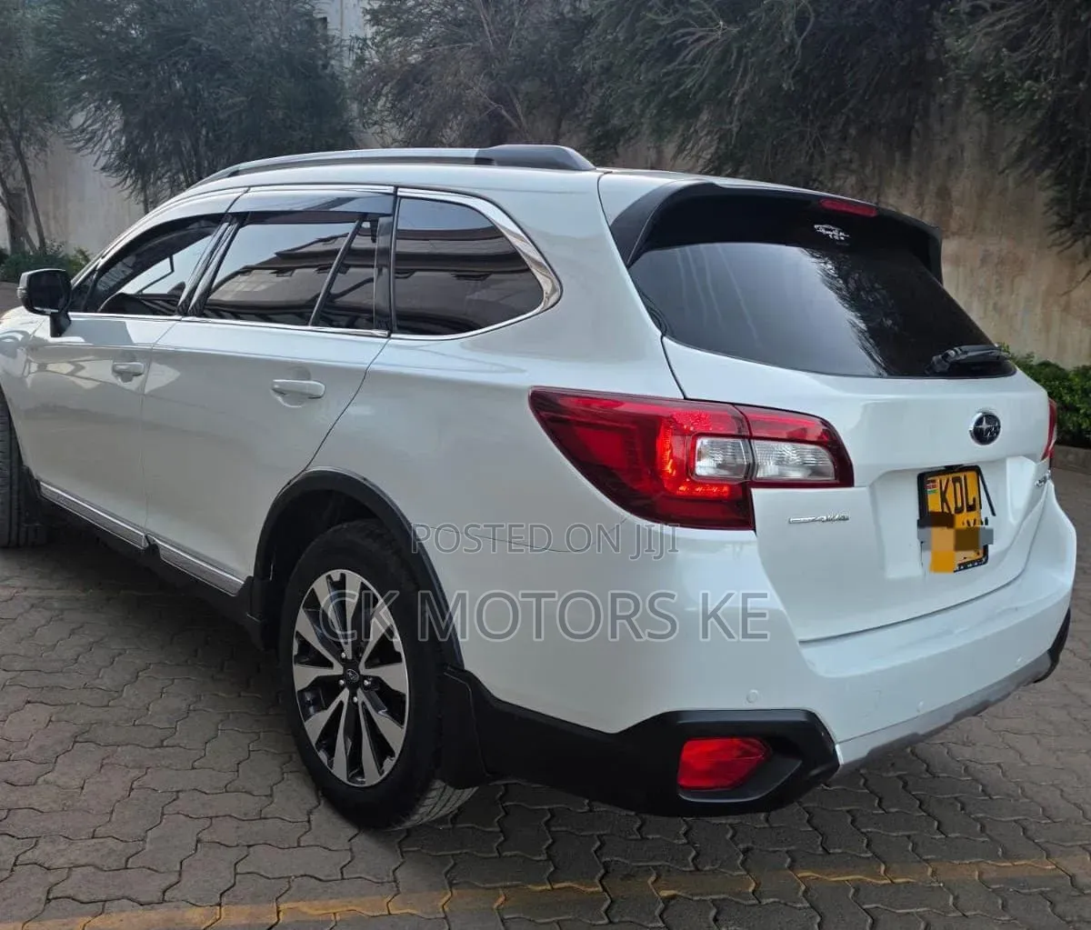 Subaru Outback 2.5i AWD 2016 White