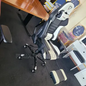 Furgle Ergonomic Gaming Chair With Footrest and Pillows