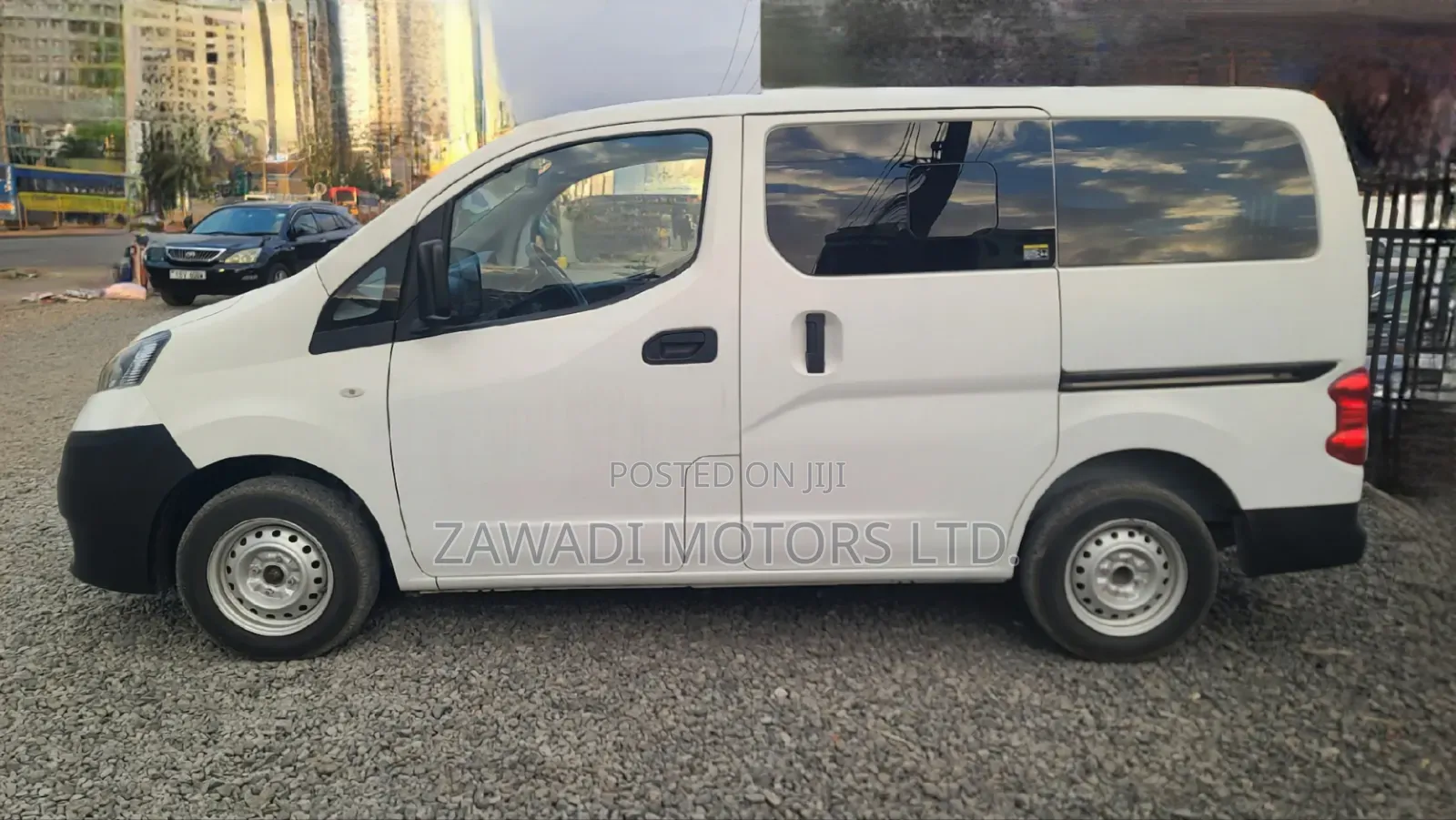 Nissan NV200 2019 White