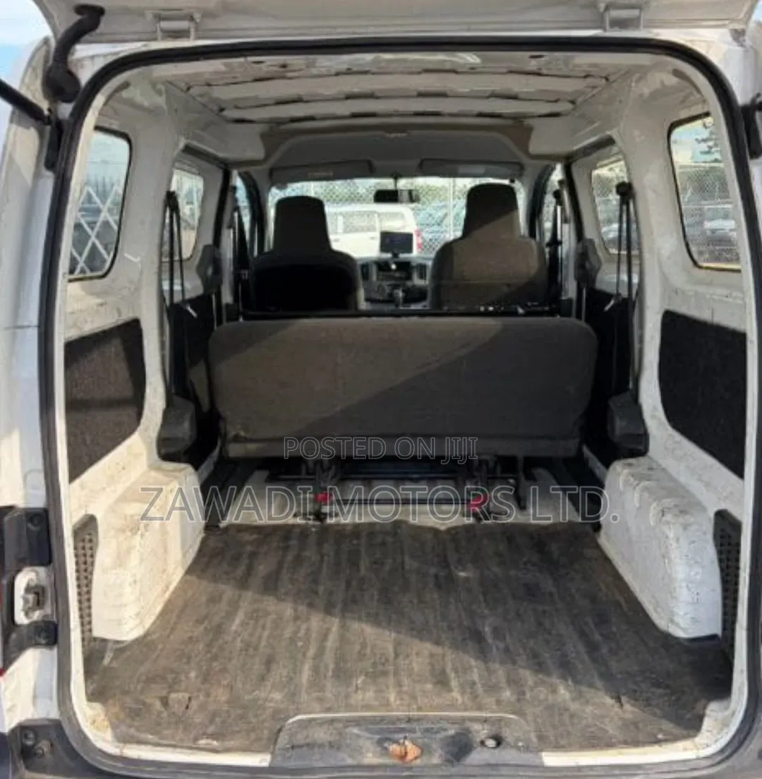 Nissan NV200 2019 White