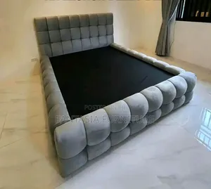 5 by 6 Grey Chester and Mocket Beds