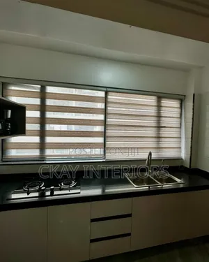 Upgrade Your Glass Doors With Stylish Horizontal Blind Designs
