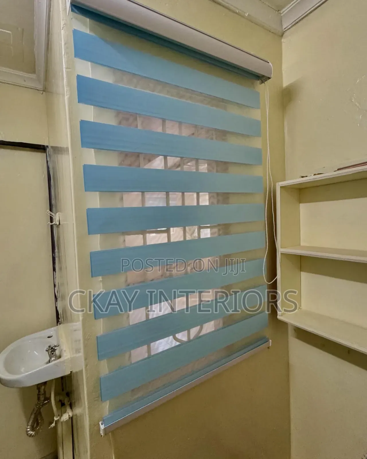Upgrade Your Glass Doors With Stylish Horizontal Blind Designs