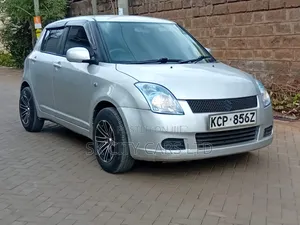 Suzuki Swift 2010 Silver