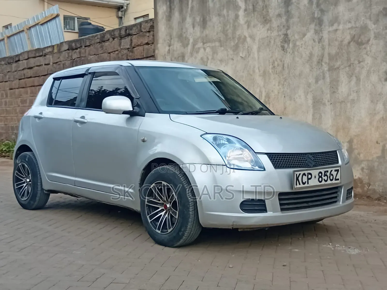 Suzuki Swift 2010 Silver