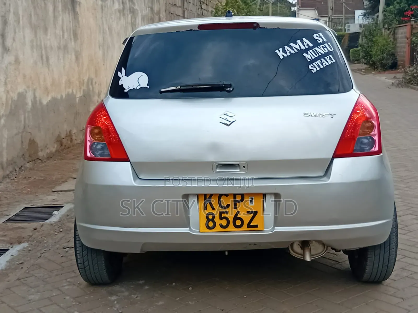 Suzuki Swift 2010 Silver