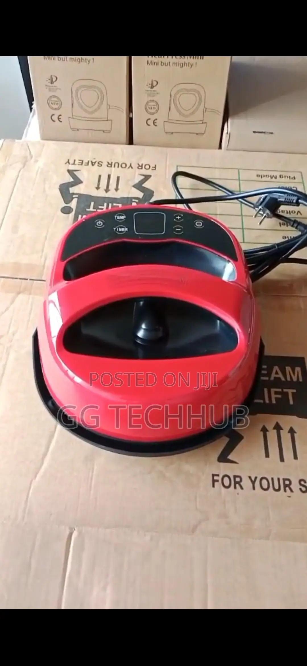 PORTABLE MINI HEATPRESS MACHINE (6 .20 Cm by 10.6cm ) AVAILABLE