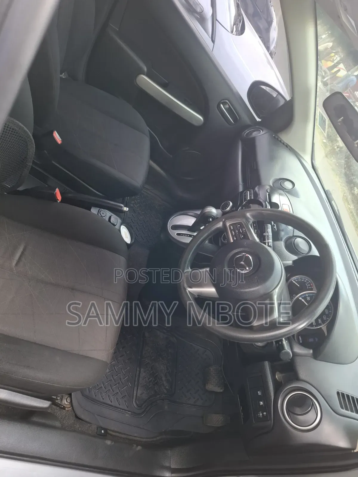 Mazda Demio 2013 Gray