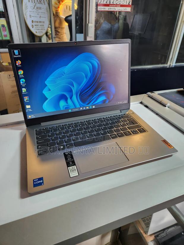 New Laptop Lenovo IdeaPad 1 8GB Intel Core i5 SSD 512GB