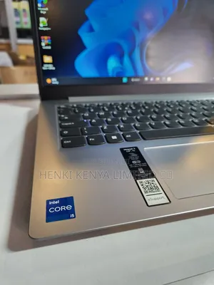 New Laptop Lenovo IdeaPad 1 8GB Intel Core i5 SSD 512GB