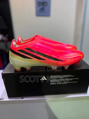 Adidas F50 Hyperfast Elite Laceless FG Boots
