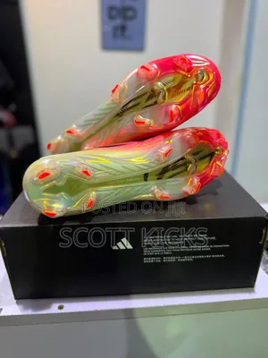 Adidas F50 Hyperfast Elite Laceless FG Boots