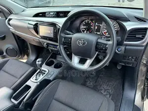 Toyota Hilux Revo Double Cab Deisel 2.4 AWD 2021 Brown