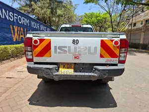 Isuzu D-MAX 2025 White
