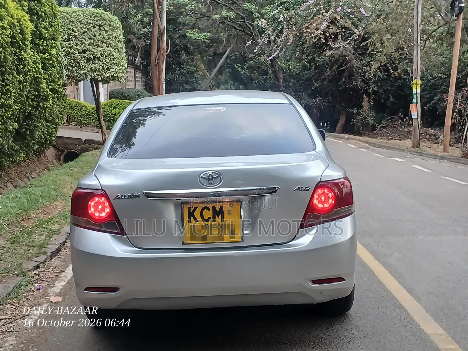 Toyota Allion 2010 Silver