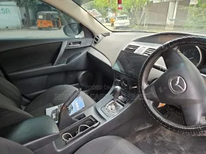 Mazda Axela 2013 White