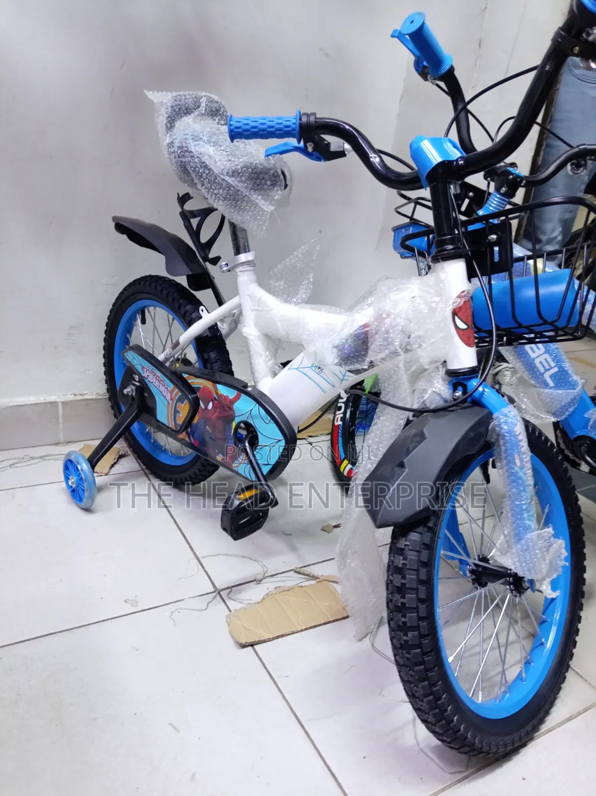 Size 16 4-7yrs Kids Bike White Blue