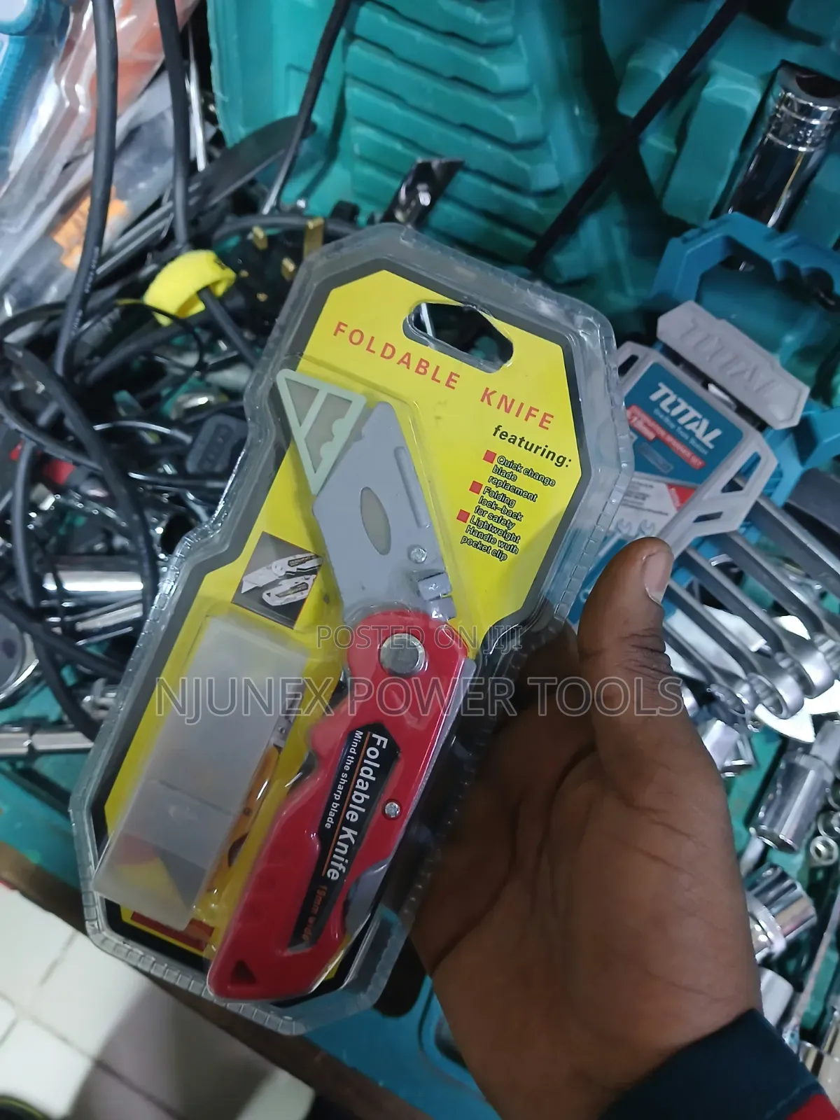 Foldable Utility Knife