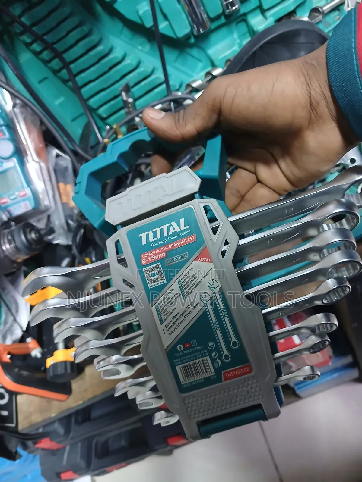 TOTAL Model THT102286 8-Piece Combination Spanner Set