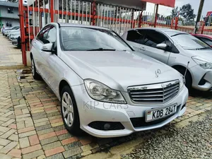Mercedes-Benz C180 2013 Silver