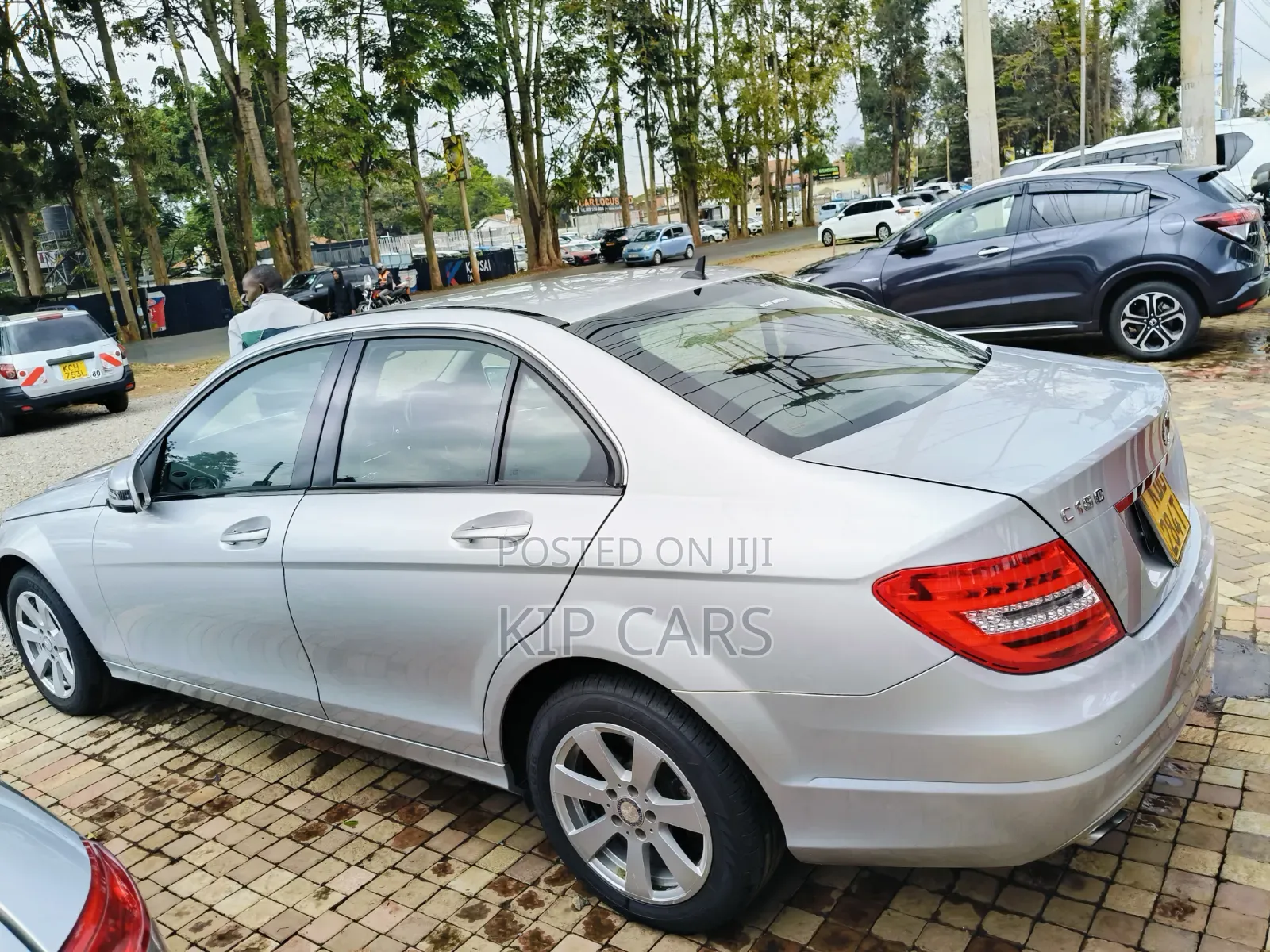 Mercedes-Benz C180 2013 Silver