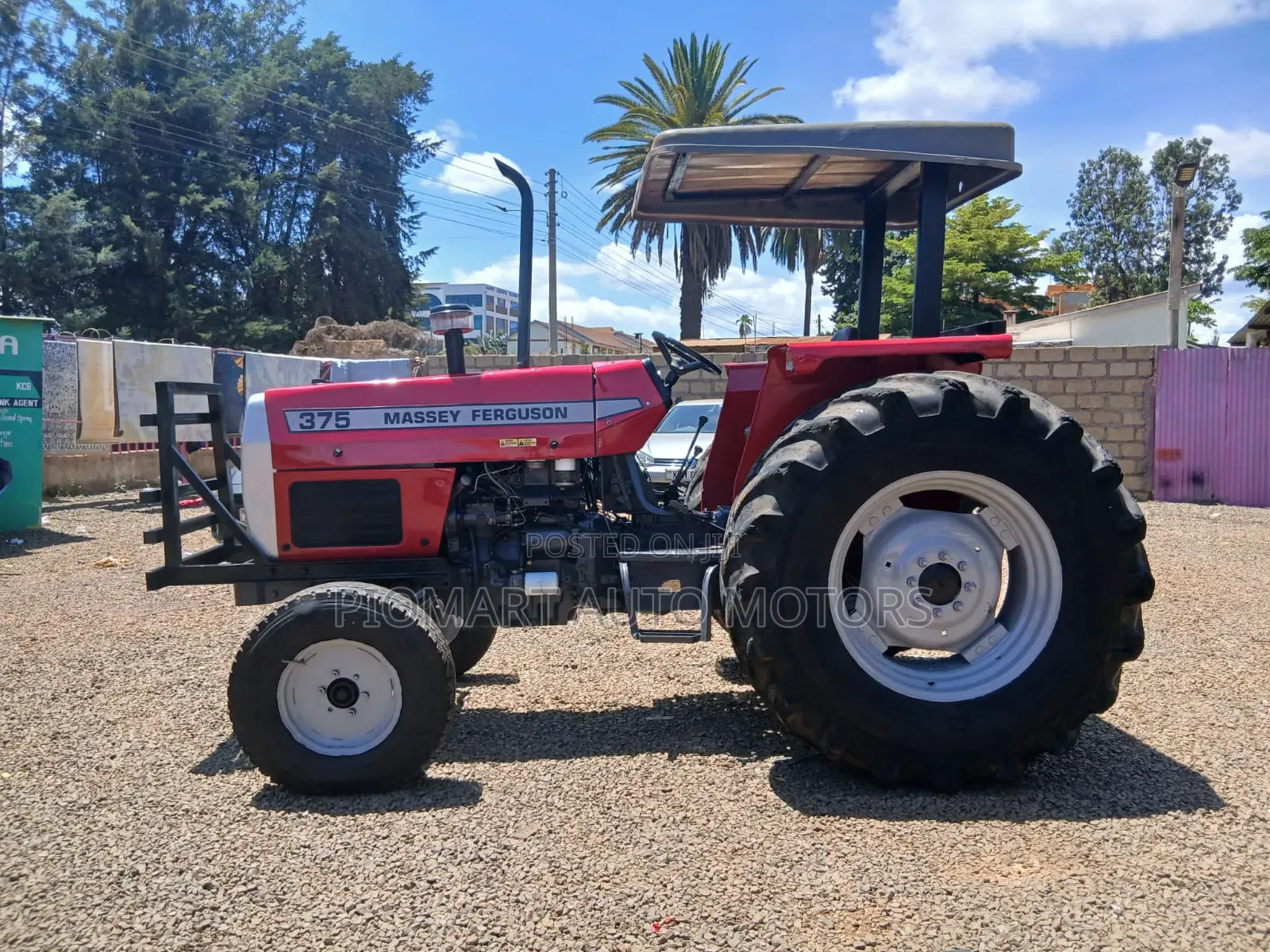 Tractor Massey Ferguson 375 KTCB/J