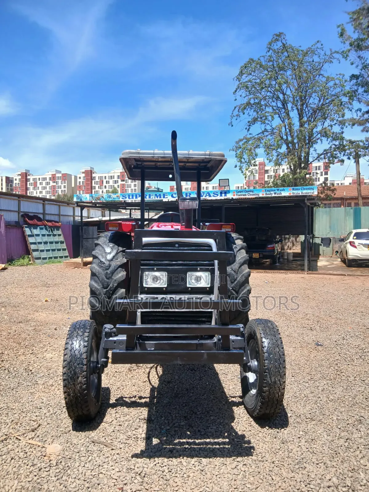 Tractor Massey Ferguson 375 KTCB/J