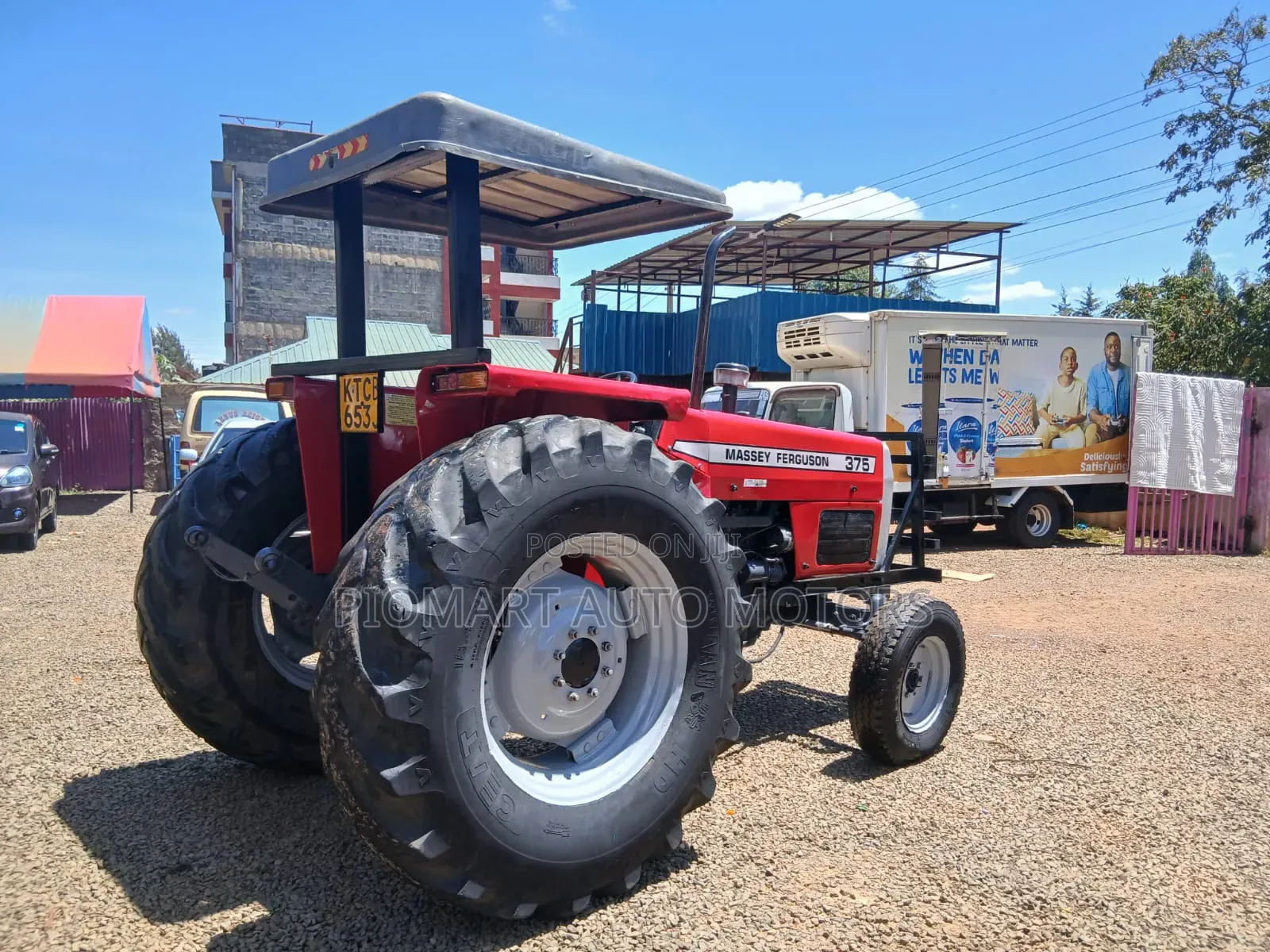 Tractor Massey Ferguson 375 KTCB/J