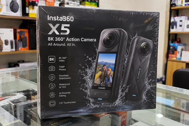 Insta360 X5 8K Action Camera - main view
