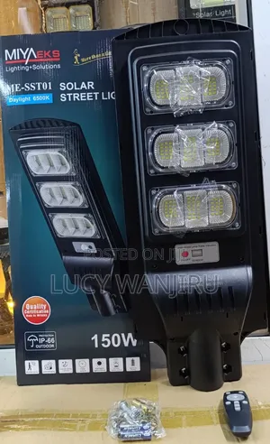 Good Quality 150watts Solar Light/ Miya Street Light